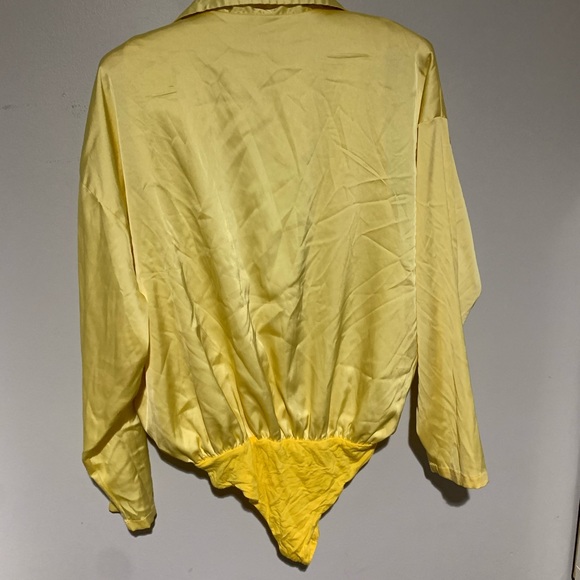 silk yellow bodysuit - Picture 2 of 3